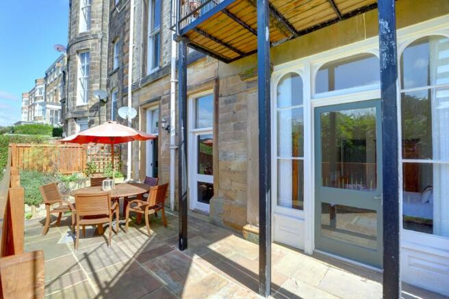 2 bed Flat for sale Image 4
