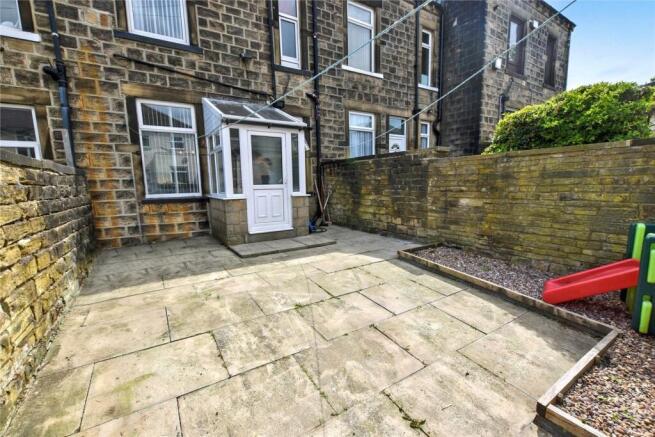 3 bed Terraced for sale Image 8
