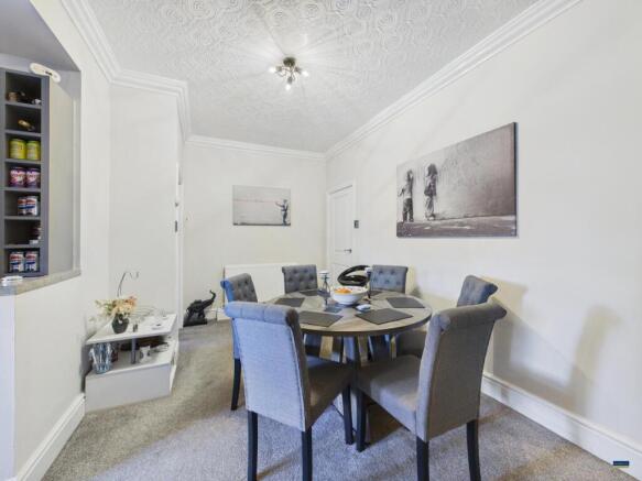 3 bed House for sale Image 6