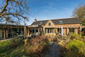5 The Coach House, Camden Hill, Tunbridge Wells TN2 4TG