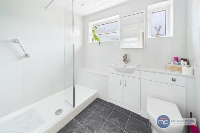 2 bed Bungalow for sale Image 12