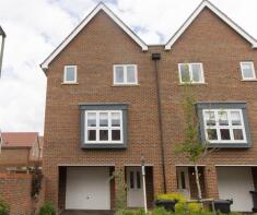12, George Avenue, Haywards Heath RH17 7BZ