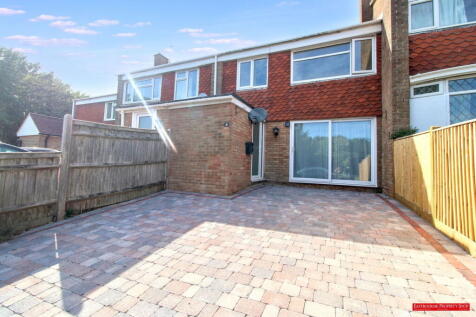 Goudhurst Close, Eastbourne, BN23 7LR