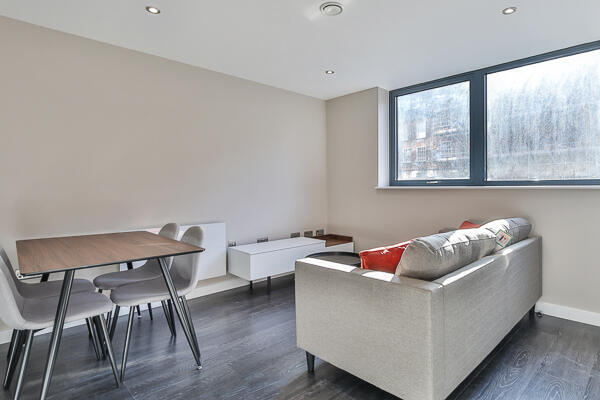 1 bed Apartment to rent Image 4