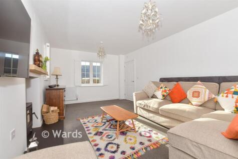 Hazel Close, Headcorn, Kent