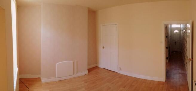 2 bed Terraced to rent Image 9