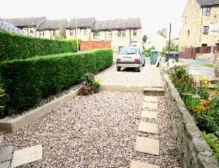 Garden / Parking area