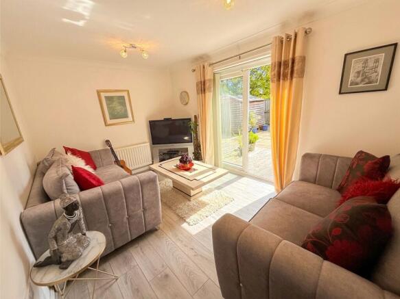 4 bed Town House for sale Image 4
