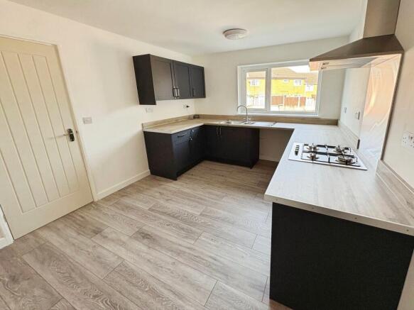 3 bed Terraced for sale Image 6