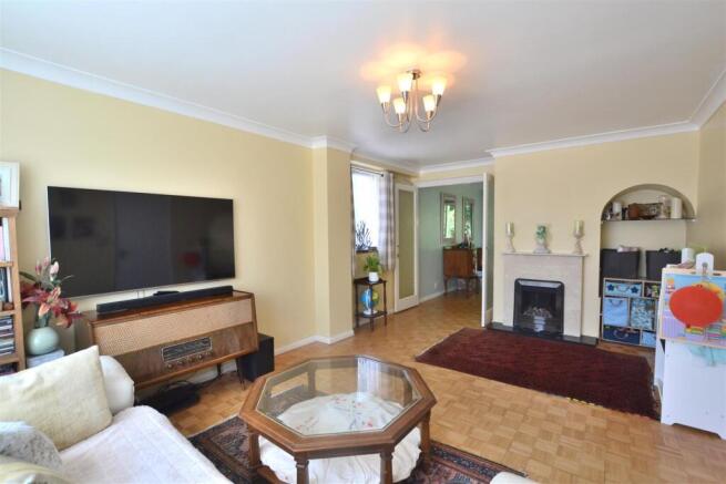 Living Room 2.JPG