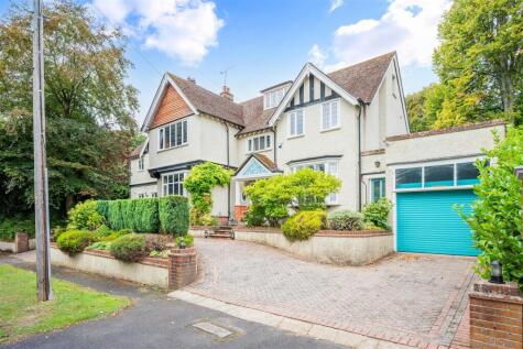 Court Hill, Chipstead