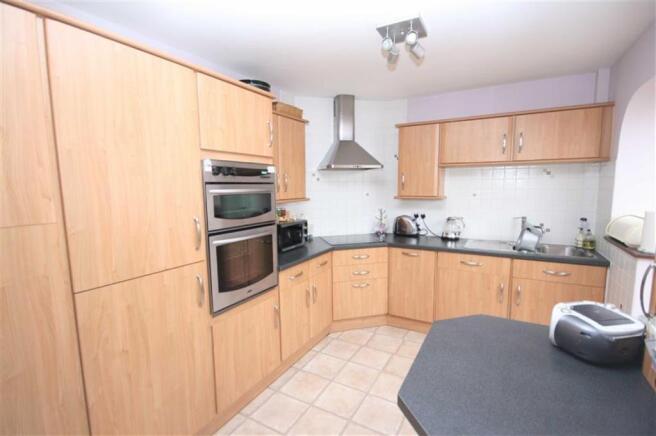 Kitchen / breakfast 