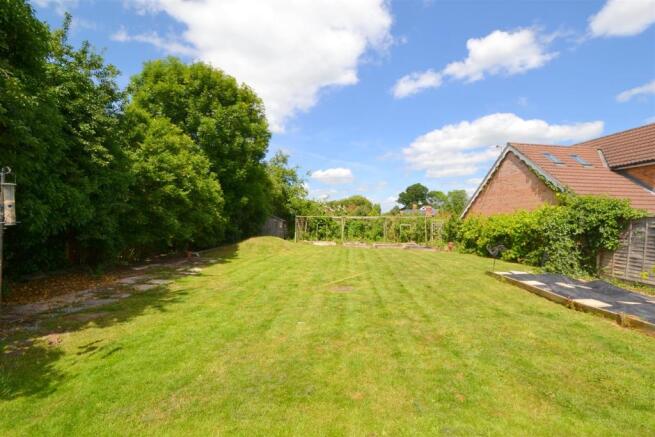 garden1.JPG