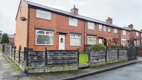 Kipling Avenue, Droylsden