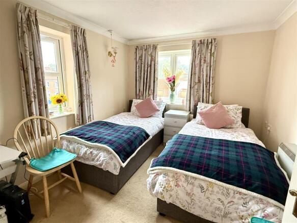 1 bed Apartment for sale Image 5