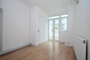 30, Thurlow Gardens, Hainault, Ilford IG6 2UU