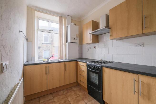 3 bed Terraced for sale Image 4