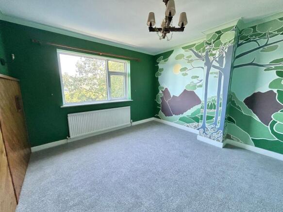 3 bed Semi-Detached for sale Image 8