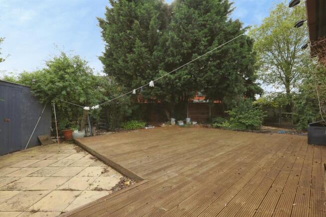 3 bed Detached Bungalow for sale Image 11
