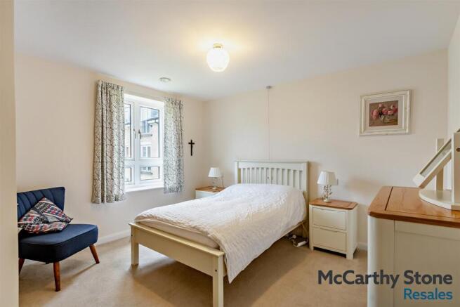 1 bed Apartment for sale Image 7