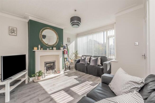 Living Room: