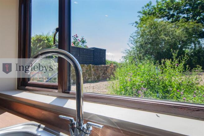 3 bed Cottage for sale Image 4