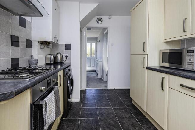3 bed Semi-Detached for sale Image 12