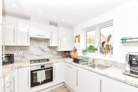 Rathbone Crescent, Horley, Surrey