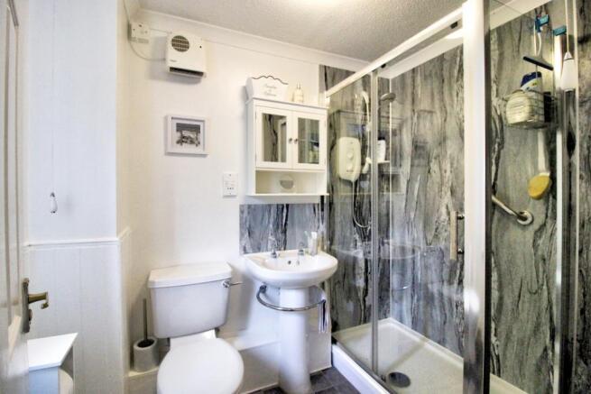 UNADJUSTEDNONRAW_thumb_d49_Interior 4