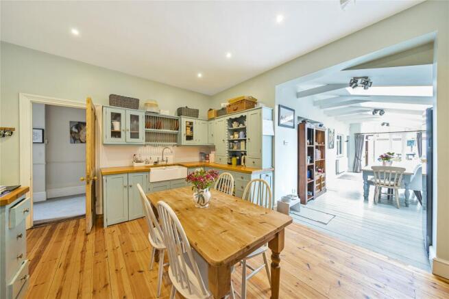 Kitchen/Breakfast Rm