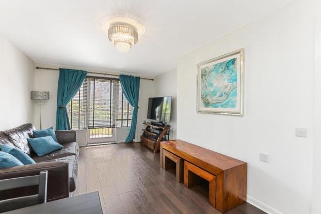 Living Room/ Dining Area