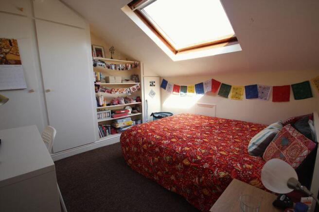 5 bed Terraced to rent Image 7