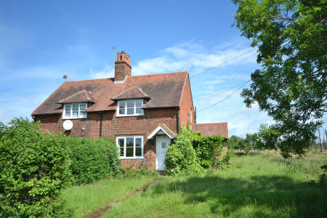 Hunters Hall Cottages, Epping Upland