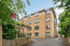 Flat 13, 7, The Downs, London SW20 8HH
