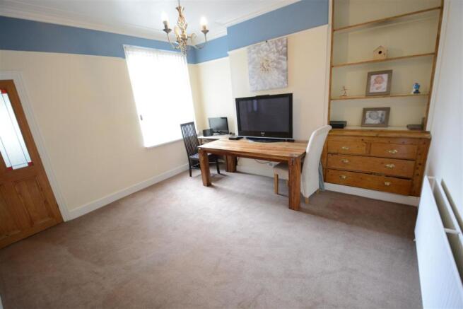 Dinig/Family room