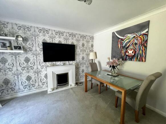 Dining Area.JPG