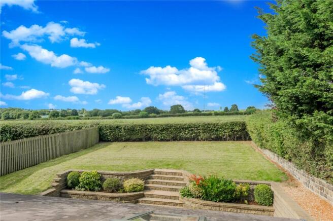 Garden & Views