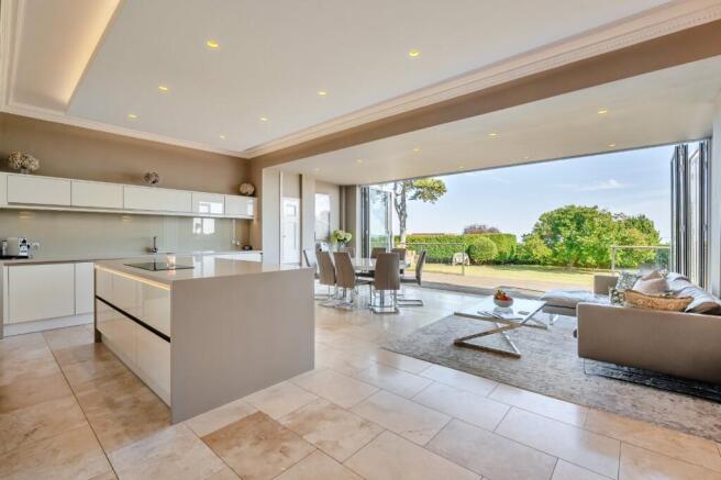 Kitchen/Family Room