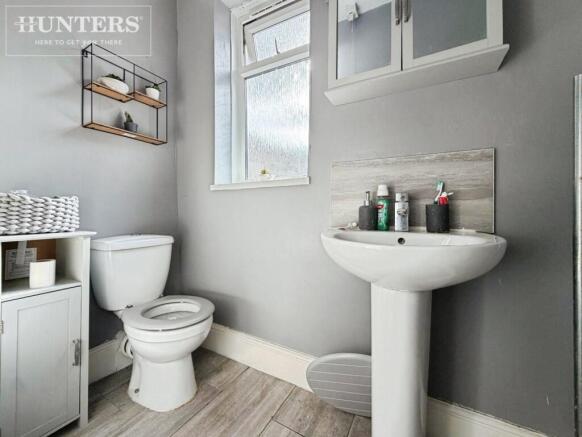 2 bed Terraced for sale Image 8