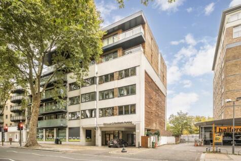 Chiswick High Road, Chiswick