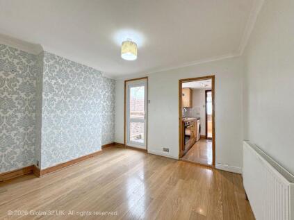 Foxhill Road, Reading, Berkshire, RG1