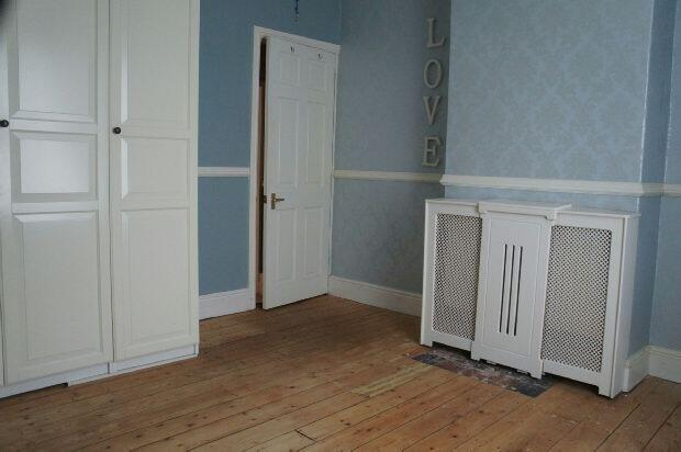 BEDROOM 1 FRONT