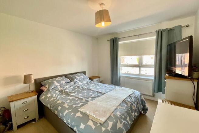 4 bed Detached for sale Image 9