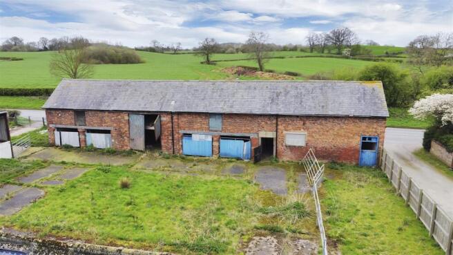BARN 1