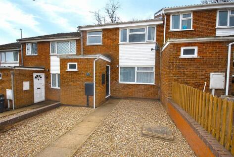 Hawkins Close, Rothwell, Kettering