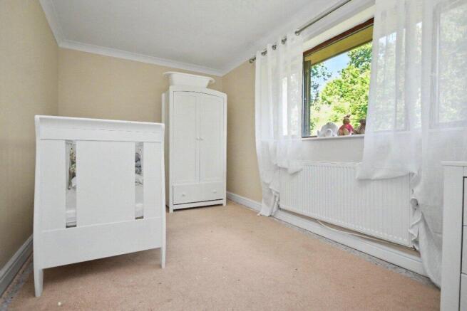 5 bed House for sale Image 7