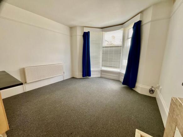 1 bed Flat to rent Image 9