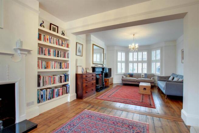 THRO FAMILY AND SITTING ROOM.jpg