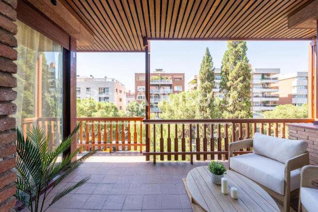 enorme-y-luminoso-piso-con-terraza-cerca-del-tu...