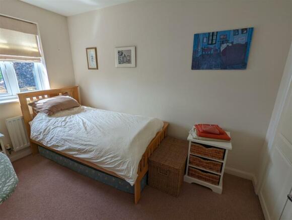 Bedroom 2.jpg